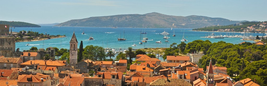 How to charter a boat in Croatia